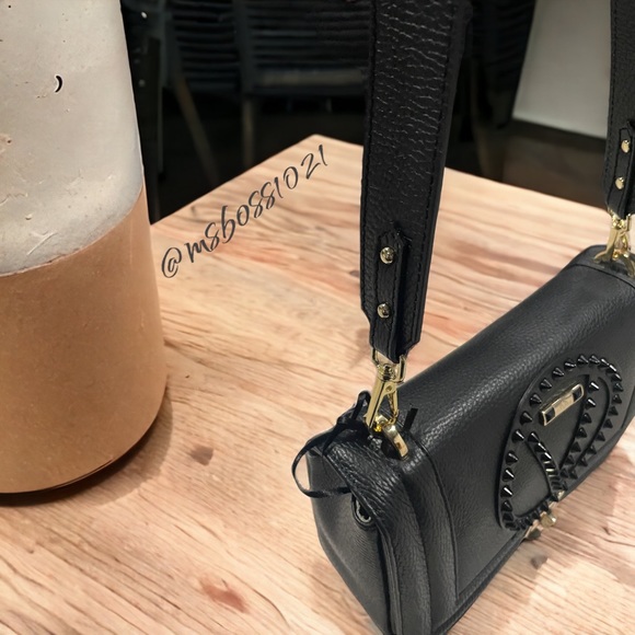 Valentino by Mario Valentino Black Studded Shoulder Bag 100% AUTHENTIC~NWT - Picture 5 of 11